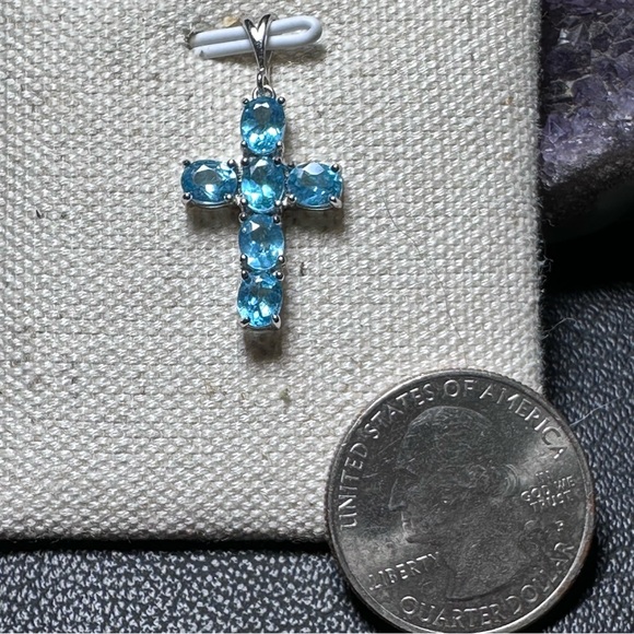 Natural Blue Apatite 925 Sterling Silver Cross Pendant New - Picture 3 of 6